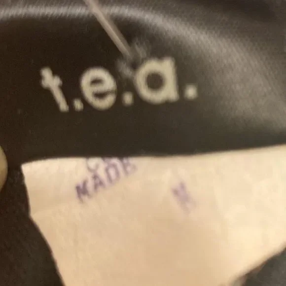 Vintage ‘90’s T.E.A. Faux Leather Jean Style Pants - Picture 4 of 4